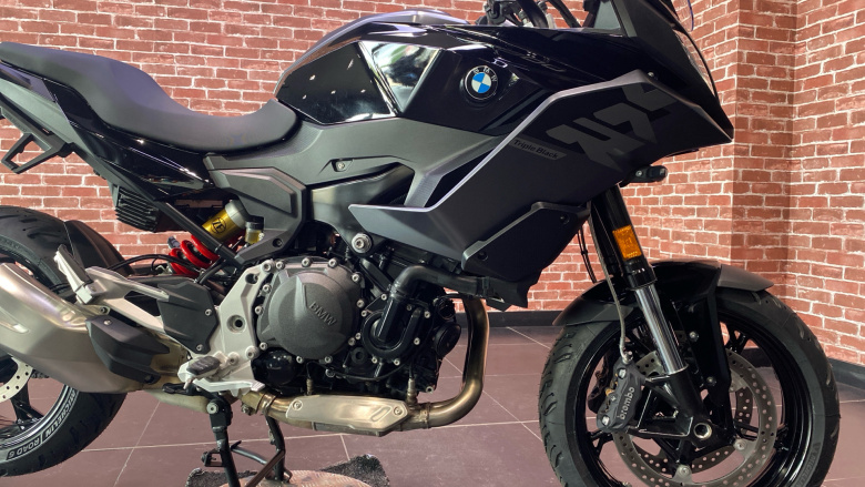 BMW F900 XR (25MY)